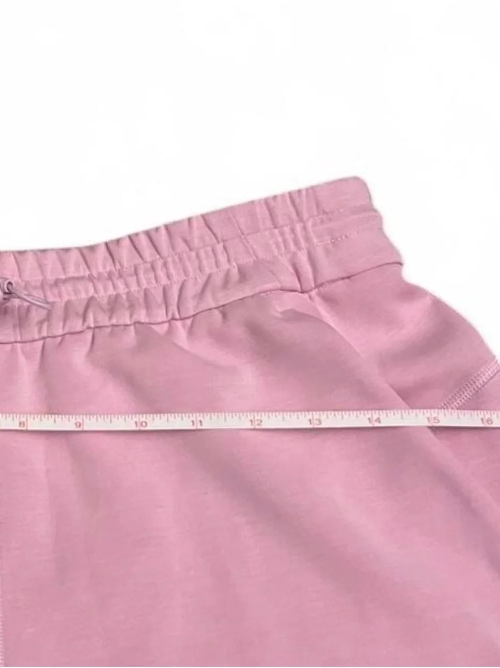 Lululemon Women’s Size 6 Pink Drawstring Athletic Loungewear Shorts Y2K